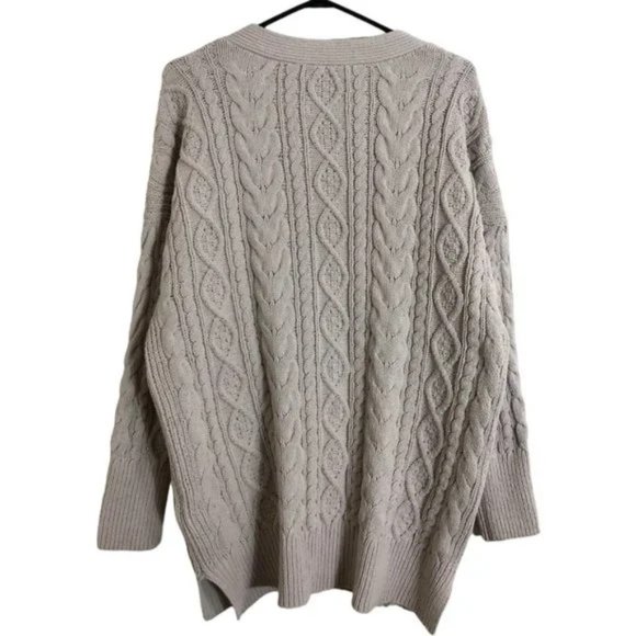 Abercrombie & Fitch Cable Knit Button Up Cardigan - Picture 5 of 7